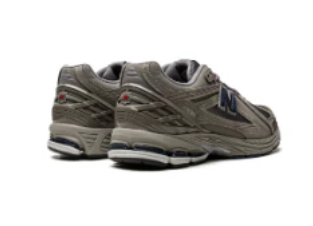 New Balance 1906R
