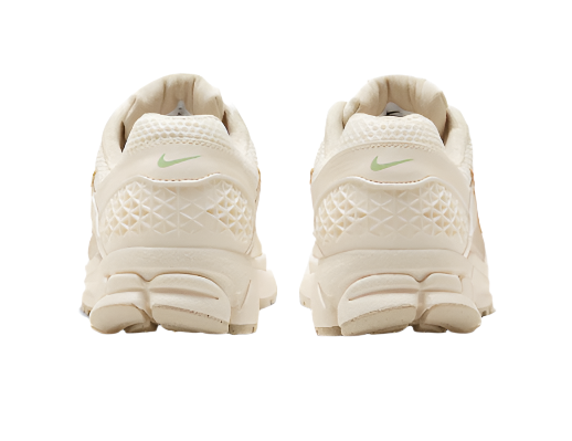 Nike Vomero 5