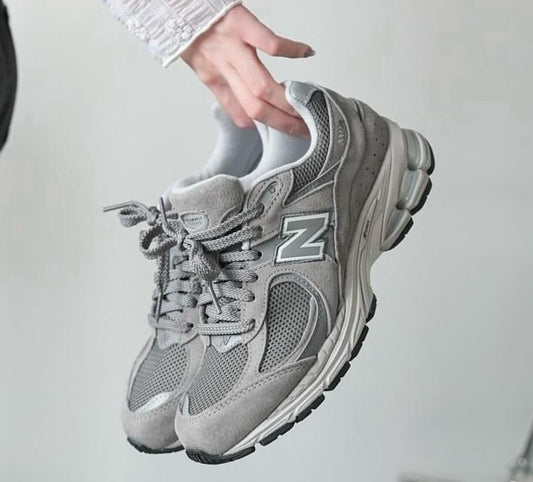 New Balance 2002R